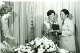 Homenagem Professora Carmelita Pinto Rabelo - Maria Noemi Ferreira Ribeiro - Marilda Silva Pereir...